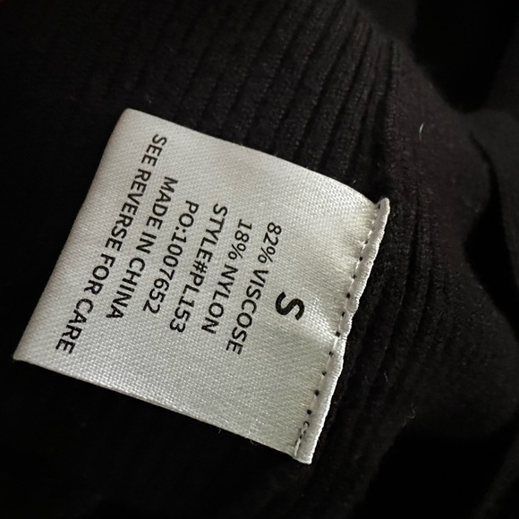 Pink Lily Long Sleeve Ribbed Dress with Slit - Picture 9 of 9